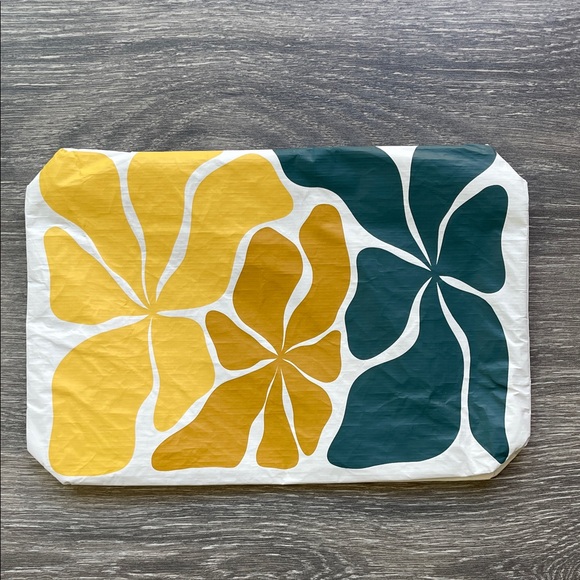 Aloha Collection Small Pouch, Wavy, hot mustard - Picture 6 of 8